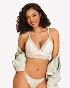 White lace wireless non-padded bralette with adjustable straps and lace hem