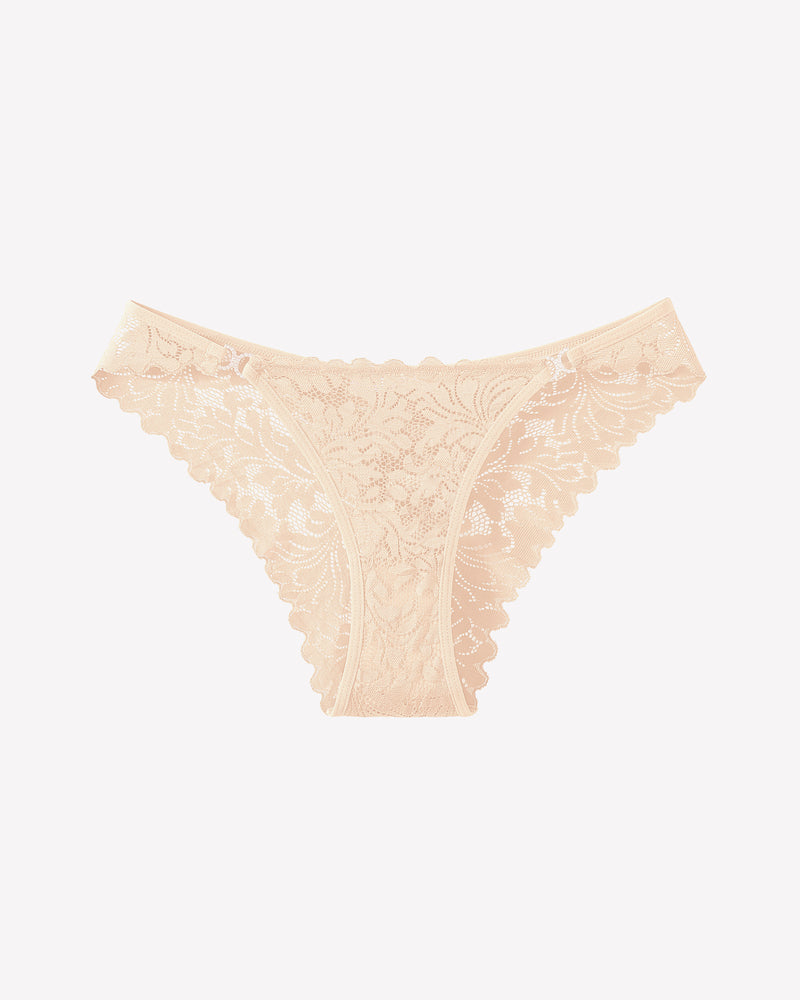 Low-rise lace cheeky underpants, beige with scalloped lace edges