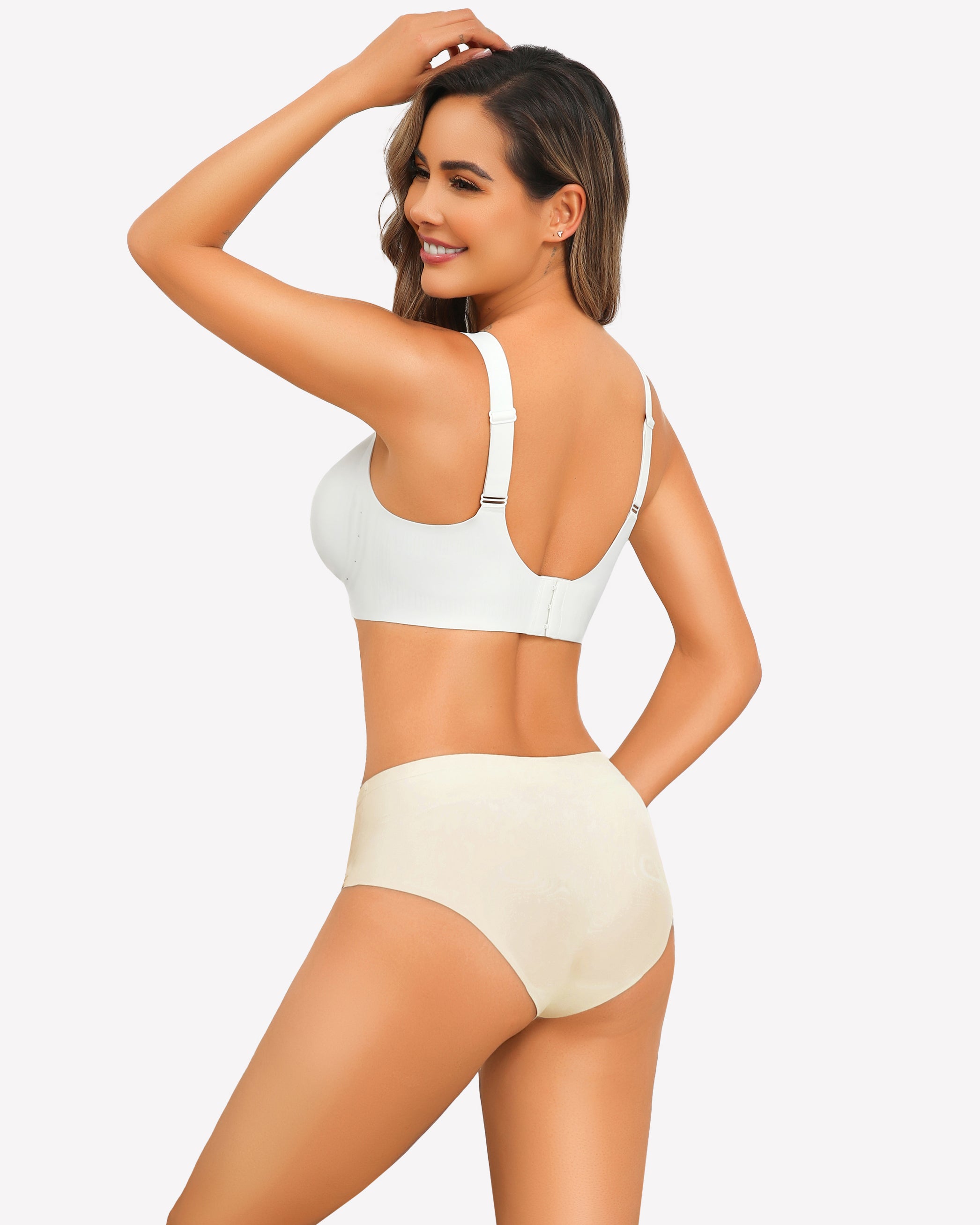White seamless wireless push-up bra with adjustable back straps