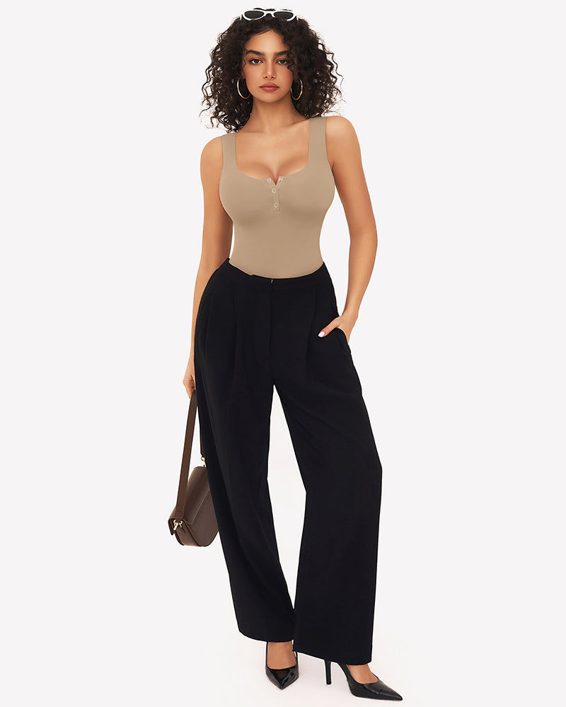 Black square-neck sleeveless bodysuit