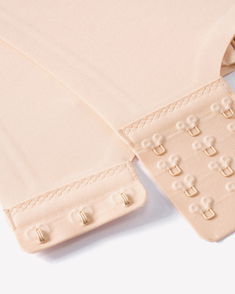 Seamless push-up comfort bra back band in nude with hook-and-eye closure and straps
