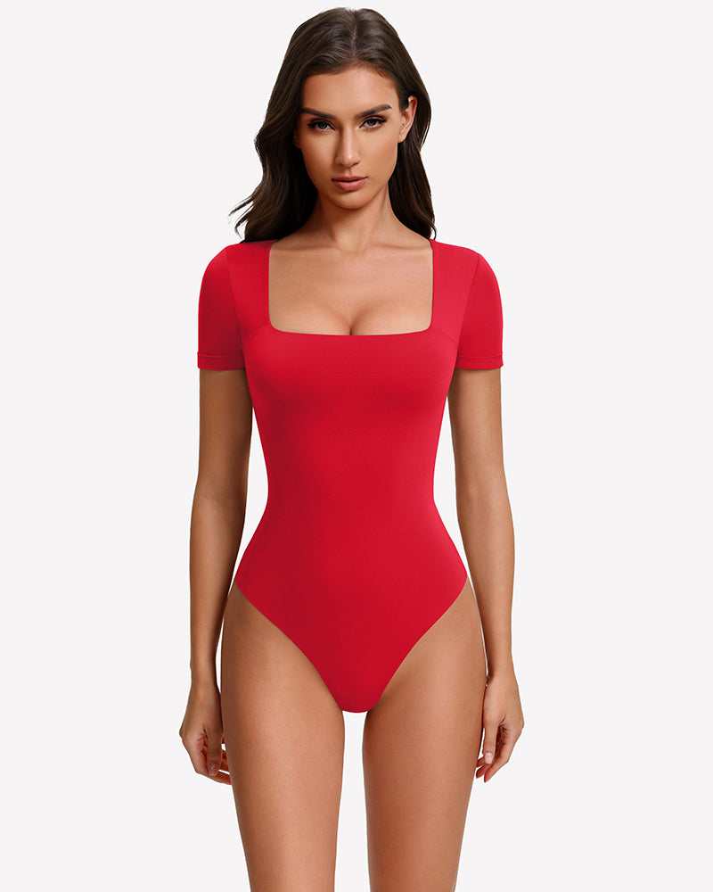 Red short-sleeve square-neck bodysuit with fitted seamless design
