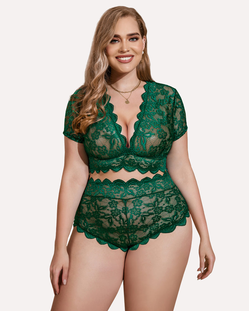 Dark green lace lingerie set with scalloped V-neck bralette and matching high-waist shorts