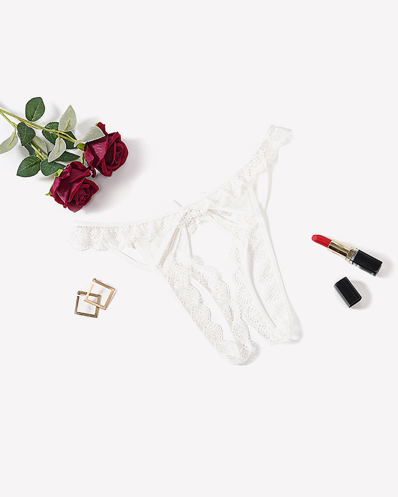 Low-rise lace thong, white floral lace with scalloped edges and center bow