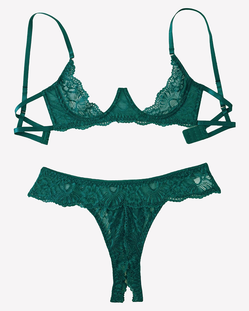 Green lace underwire push-up bra and matching thong set