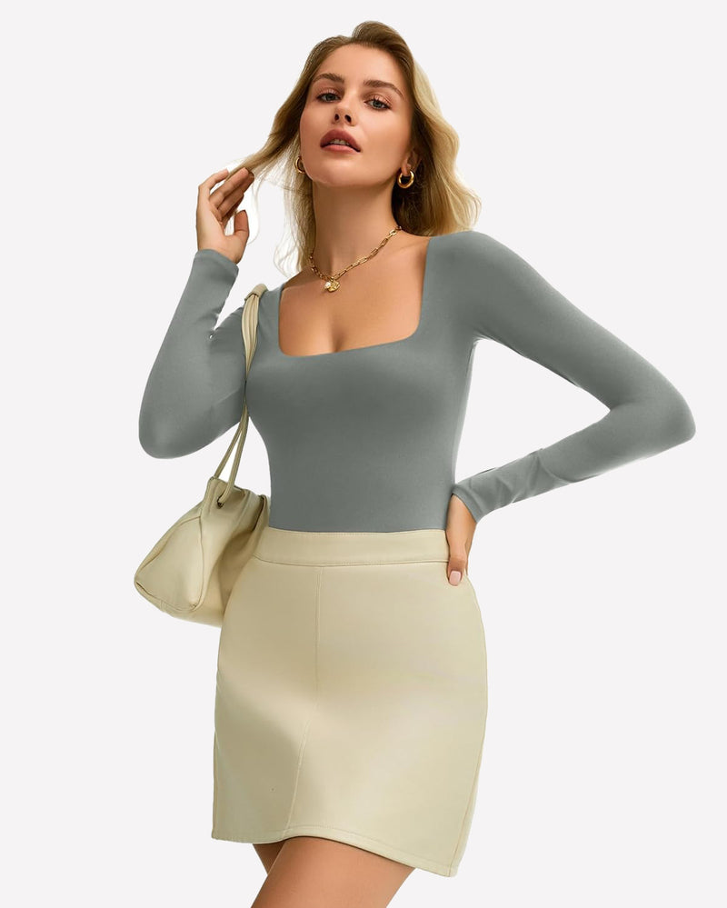 Double-lined square-neck bodysuit in grey with long sleeves and square neckline