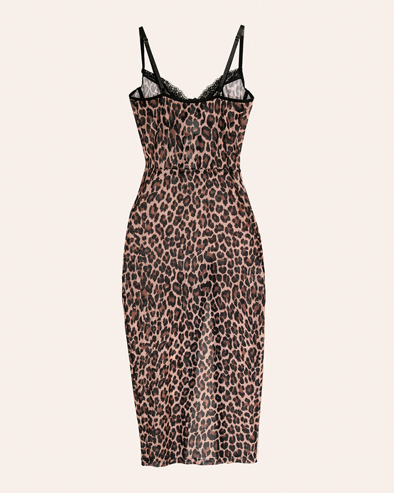 Leopard-print high-slit nightdress with spaghetti straps and black lace trim