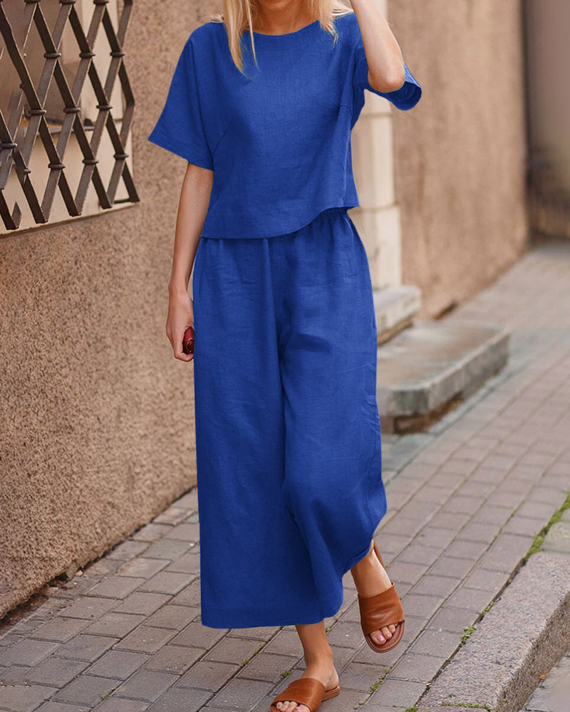Blue loose two-piece set: short-sleeve top and wide-leg cropped pants